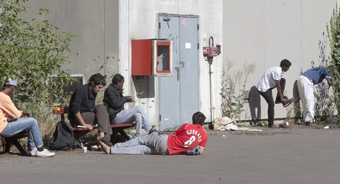 French police evacuate over 1,500 migrants from Paris refugee camp